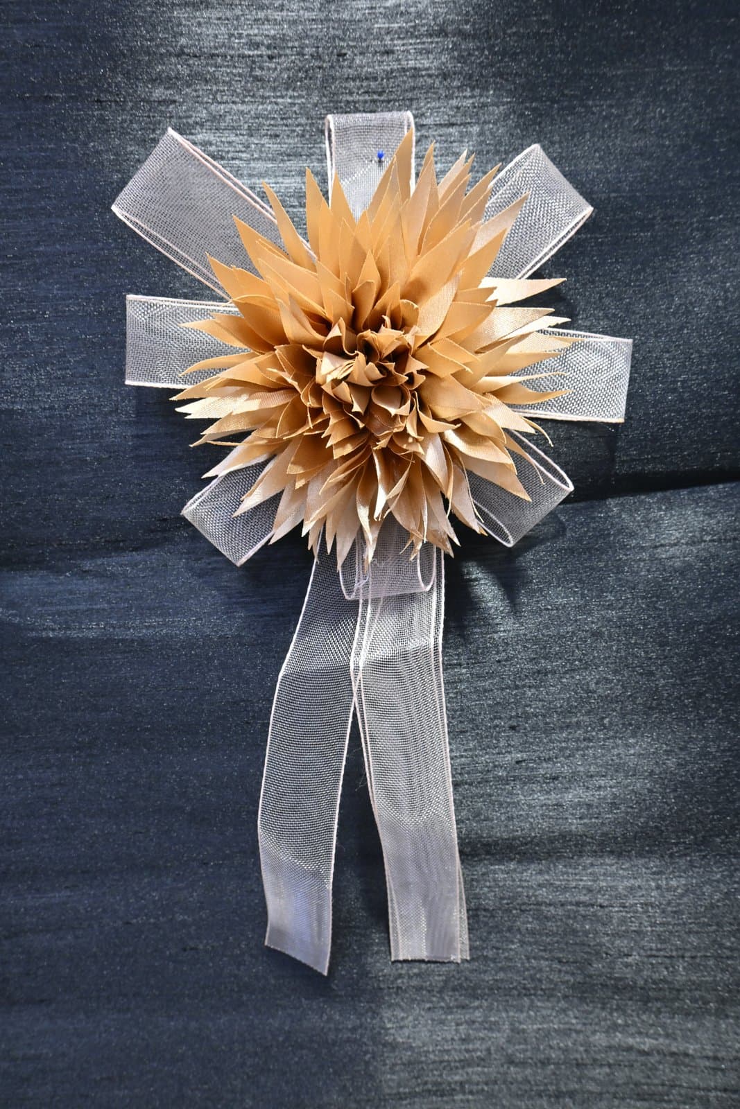 Bohça Süsü - Bej Krizantem Çiçekli çeyizlik bohça süsleri